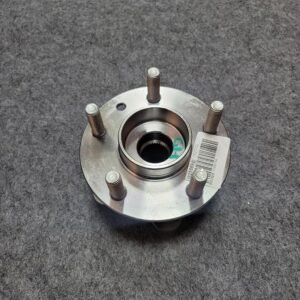 Volvo V40 Front Wheel Hub – OEM 31406754